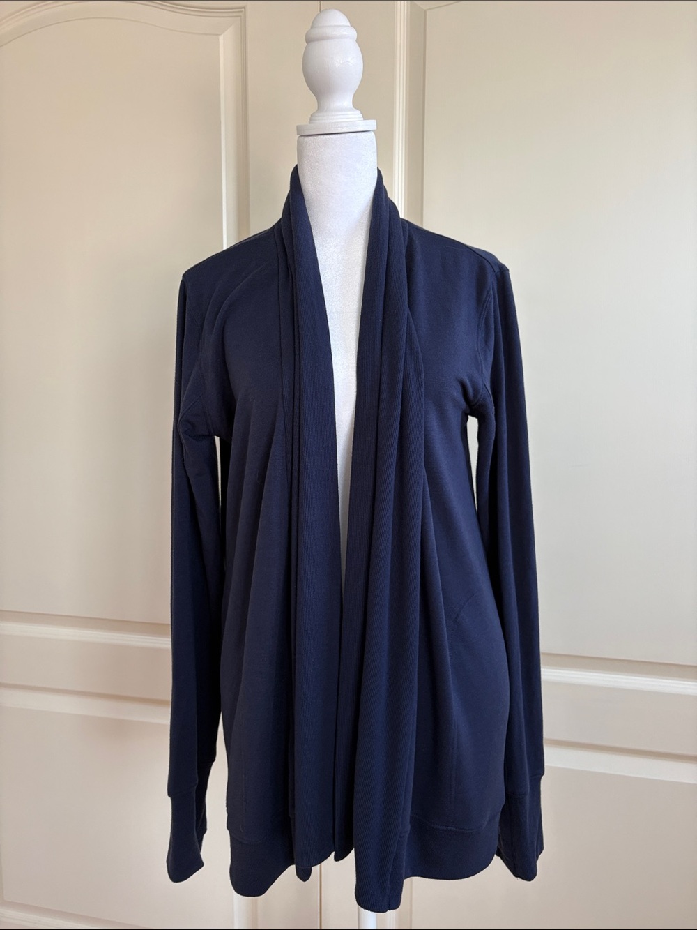Teak Gear French Terry Wrap size Medium Navy - Picture 2 of 7